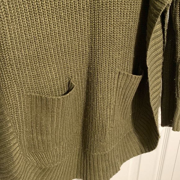 Olive Green Poncho Style Sweater - Picture 4 of 7